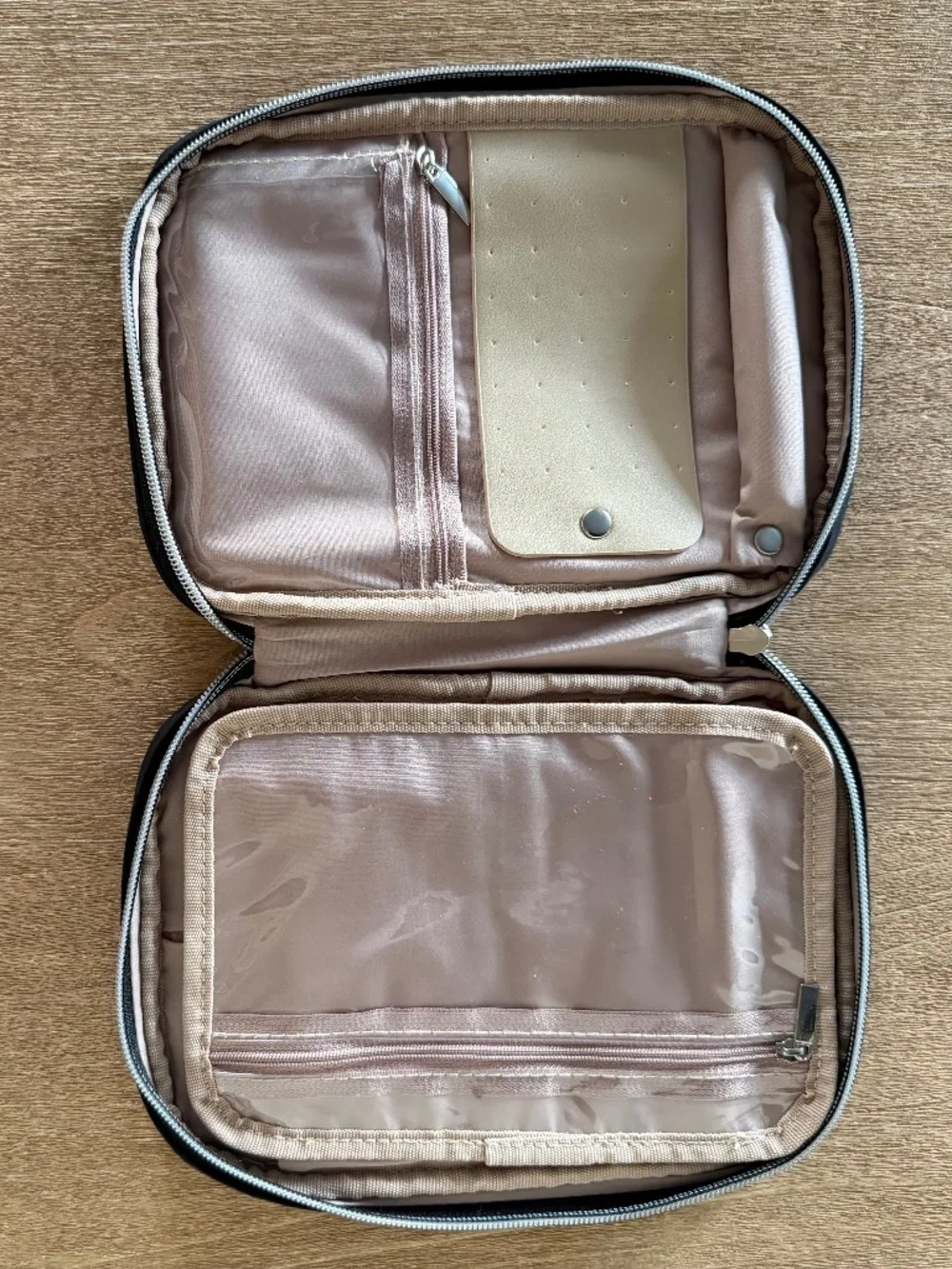 BELALIFE Black Quilted Travel Jewelry Case Organizer NWOT